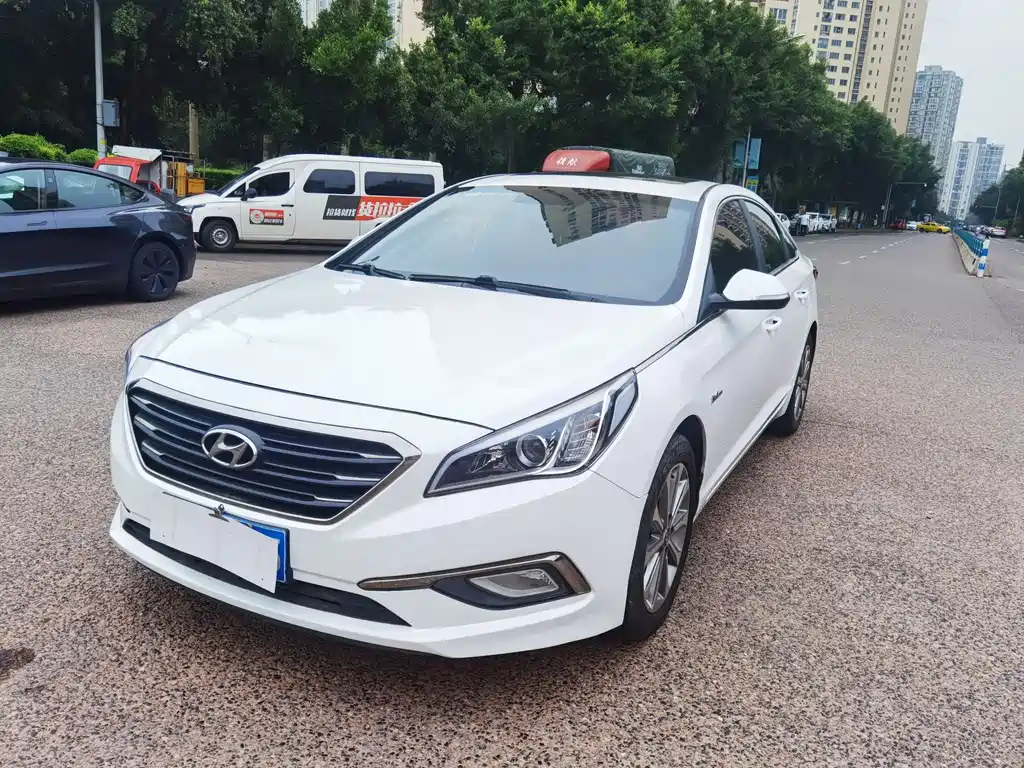 Купить Hyundai Sonata