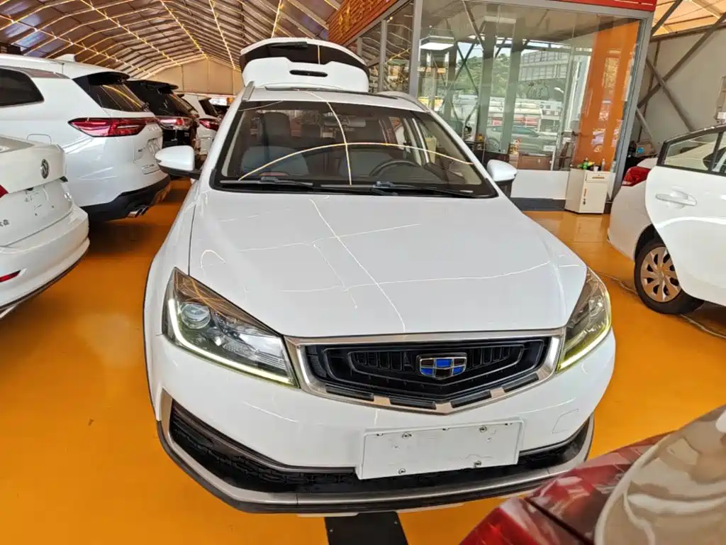 Geely Vision S1 — миниатюра 3