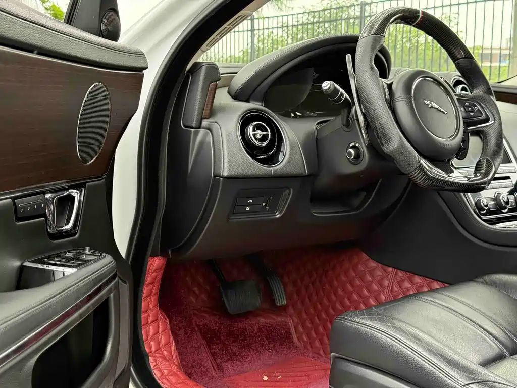 Jaguar XJ XJL 3.0 SC 2WD Elegant Business Edition, фото 16