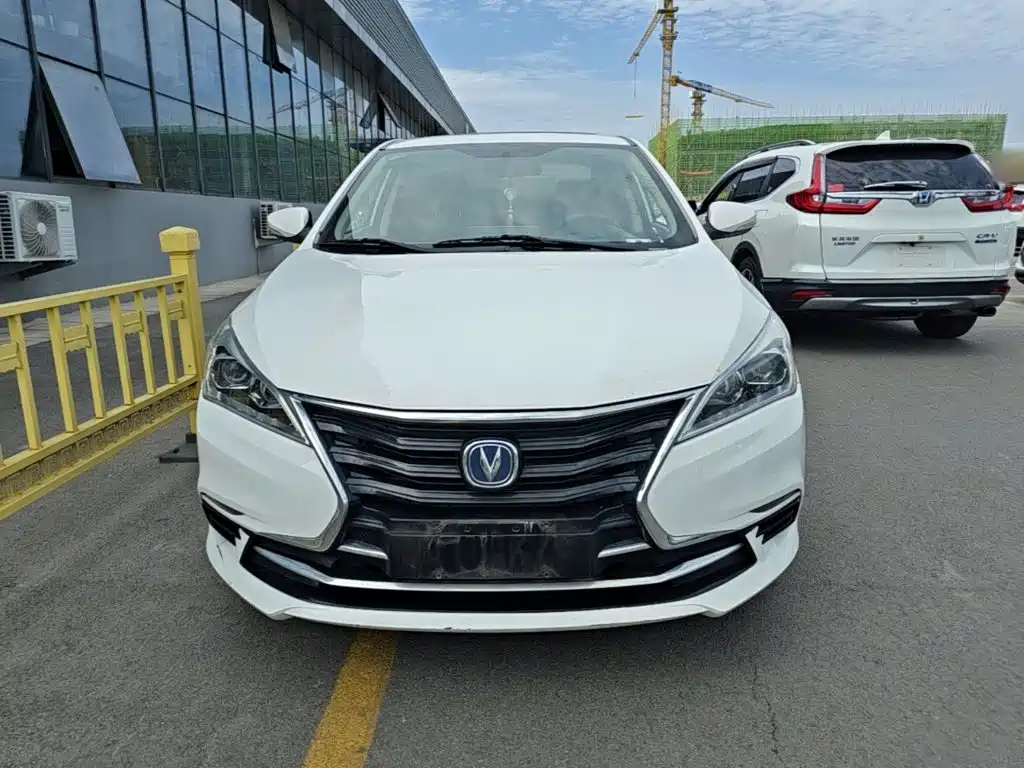 Changan Eado DT — миниатюра 3
