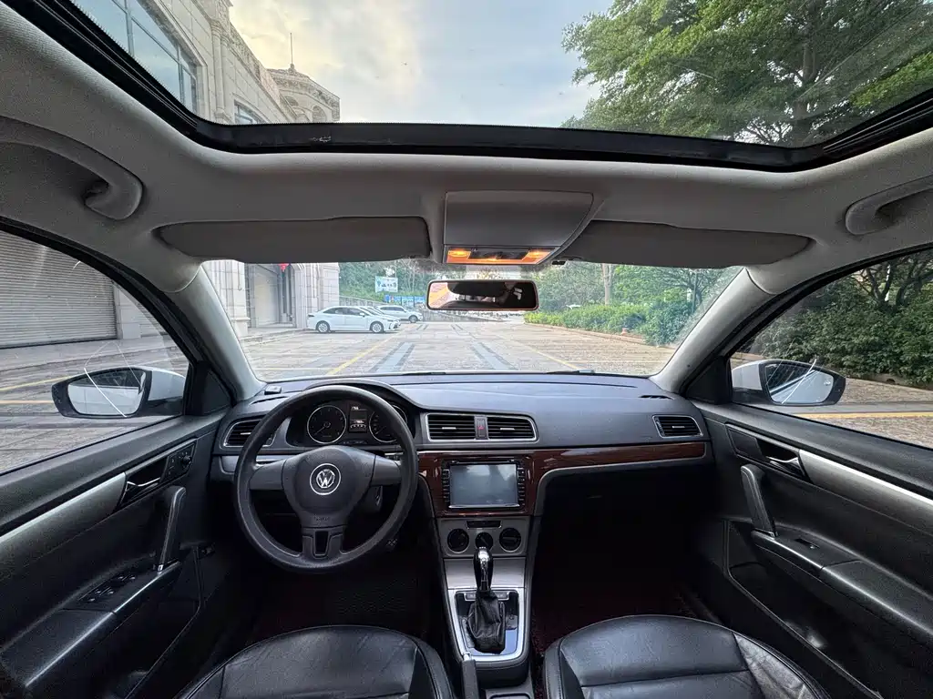 Volkswagen Lavida 2013 1.4TSI DSG Comfort