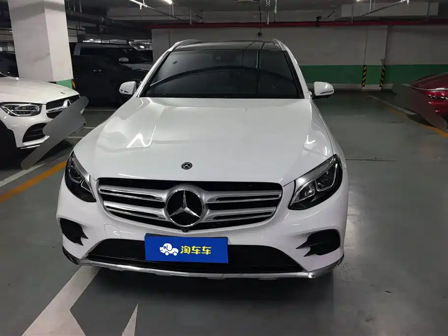 Mercedes-Benz GLC 2018 GLC 260 4MATIC Luxury