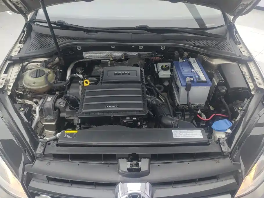 Volkswagen Golf — миниатюра 10