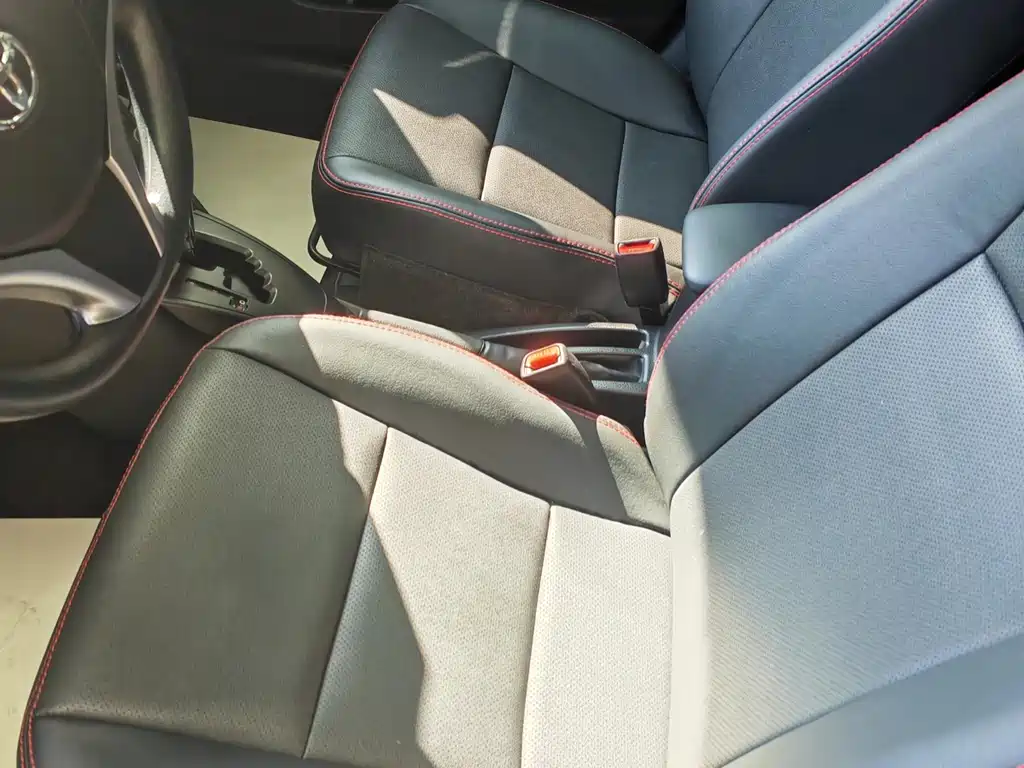 TOYOTA YARIS L ZHIXUAN