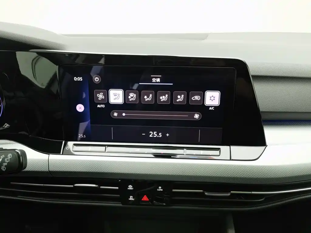 Volkswagen Golf — миниатюра 12