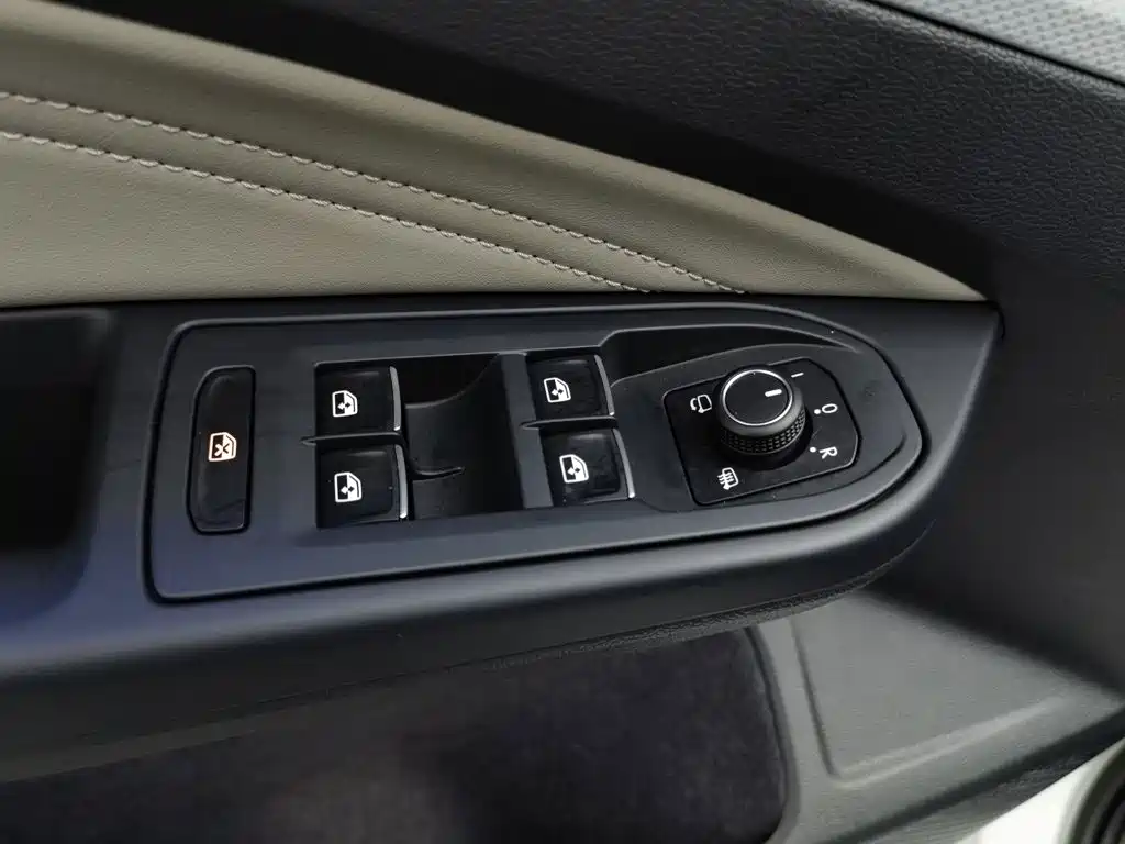 Volkswagen Golf — миниатюра 9