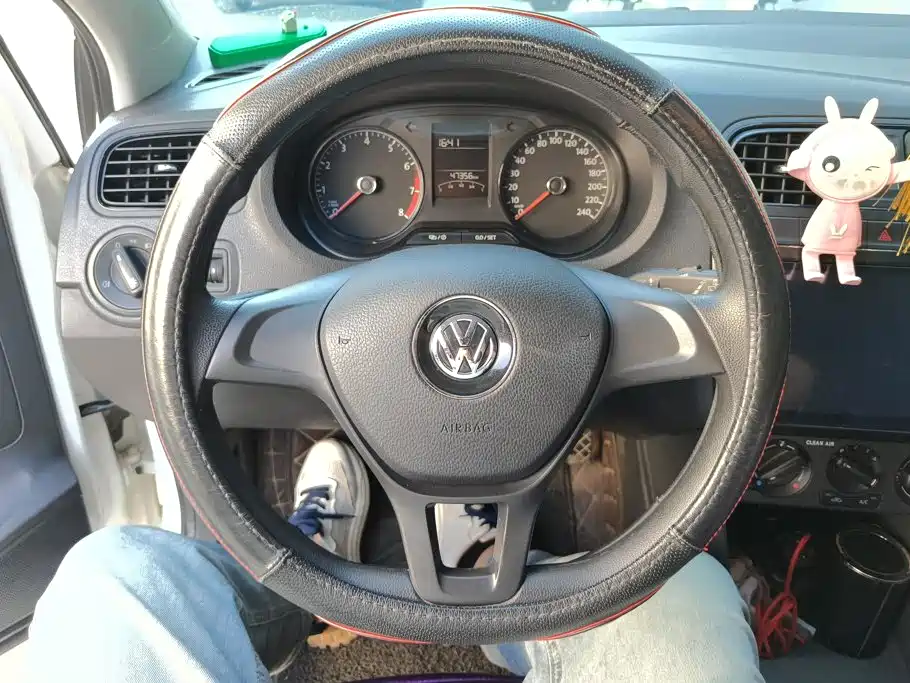 Volkswagen Polo — миниатюра 14