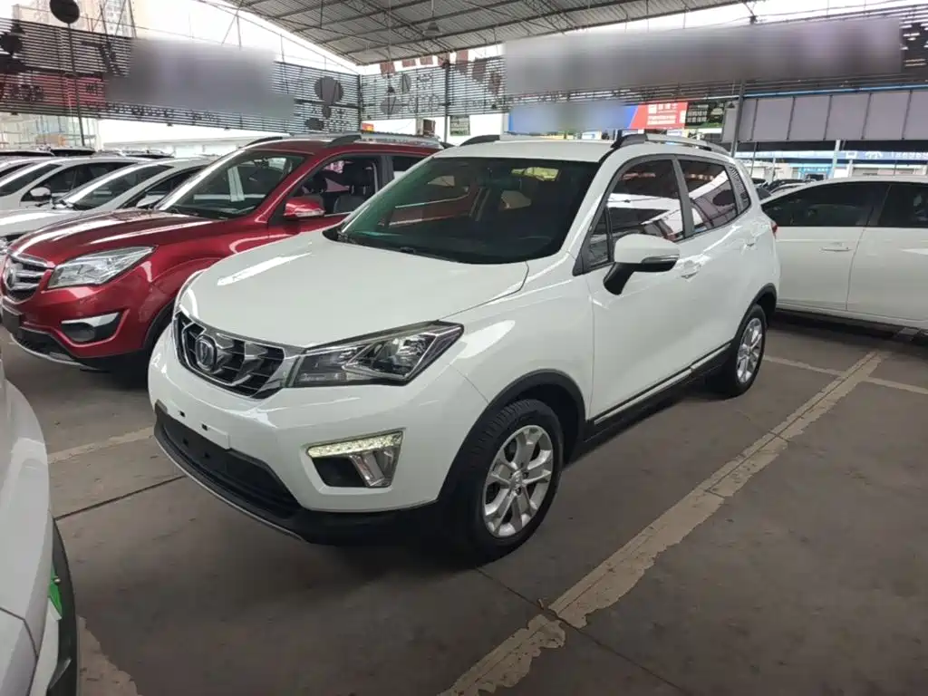 Changan CS15 2017