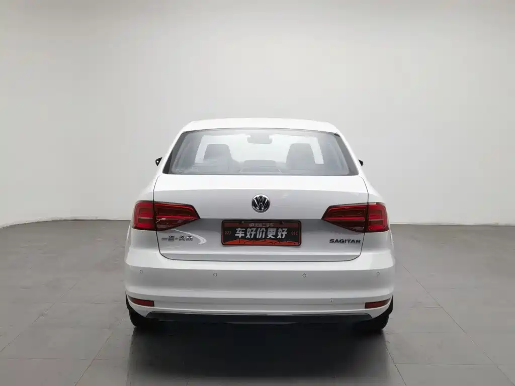 Volkswagen Sagitar — миниатюра 4