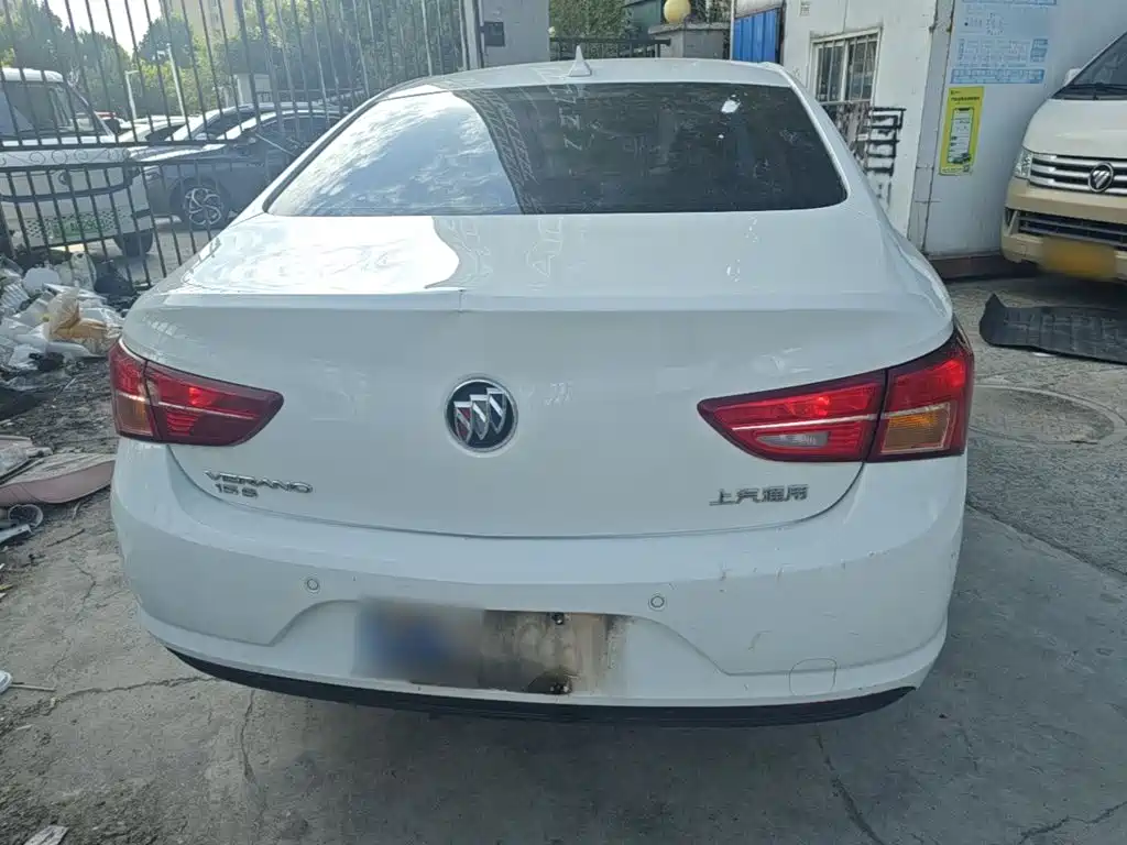 Buick Verano — миниатюра 6