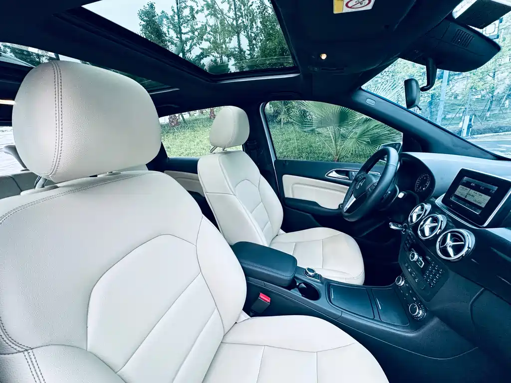 Mercedes-Benz B-Class — миниатюра 8