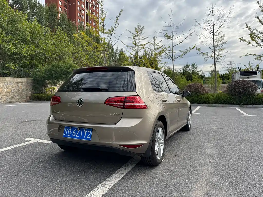 Volkswagen Golf — миниатюра 22