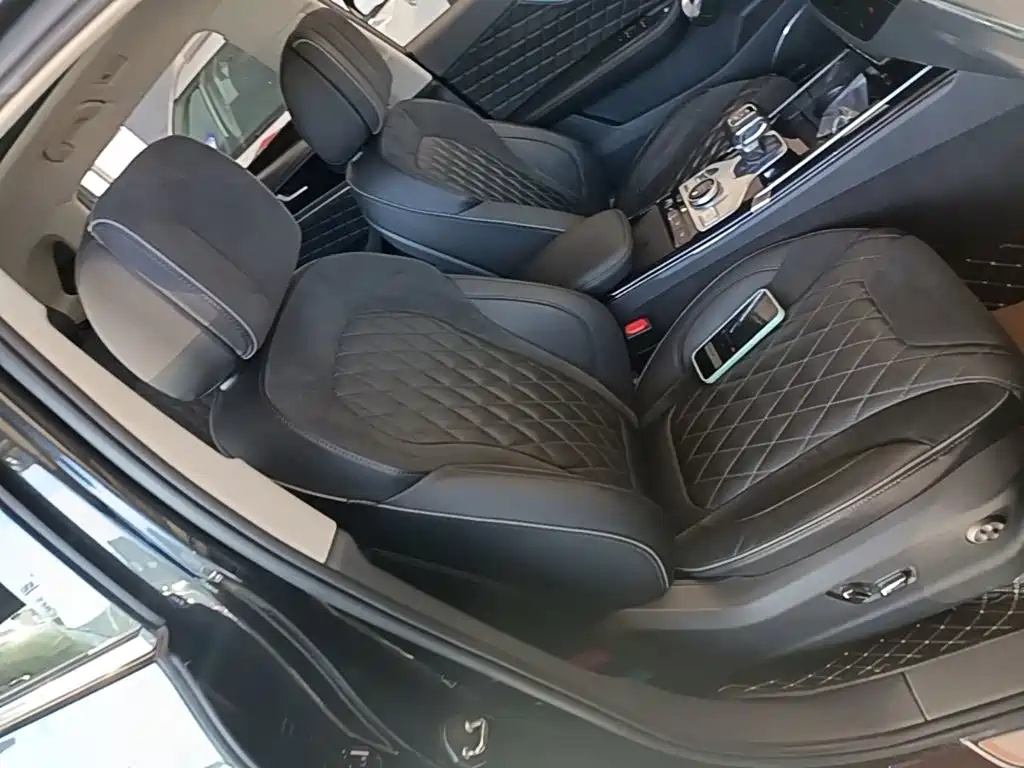 Hongqi Hongqi HS5 — миниатюра 25