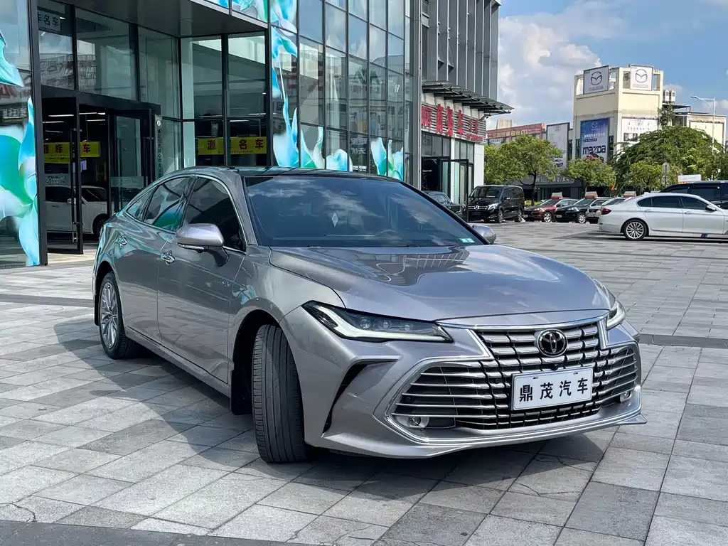 Toyota Avalon — миниатюра 8