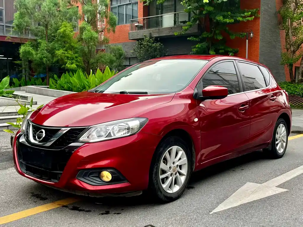 Nissan Tiida