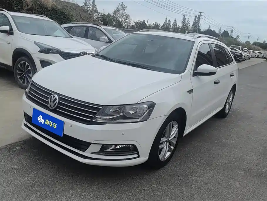 Купить Volkswagen Gran Lavida