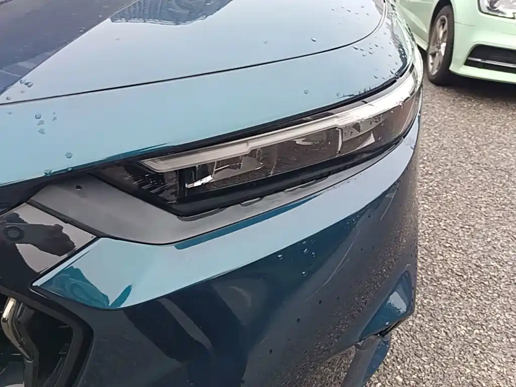 Honda Inspire PHEV — миниатюра 24