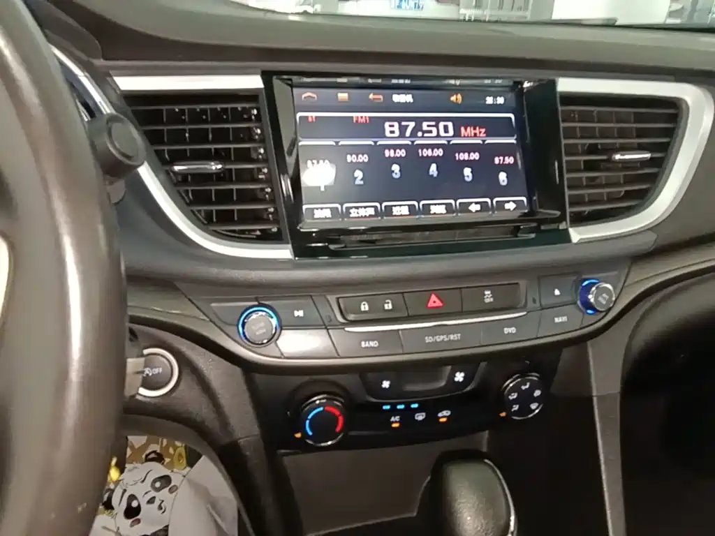 Buick Excelle — миниатюра 13