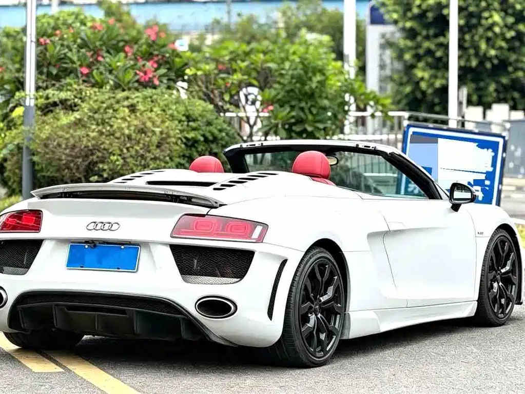 Audi R8 — миниатюра 7