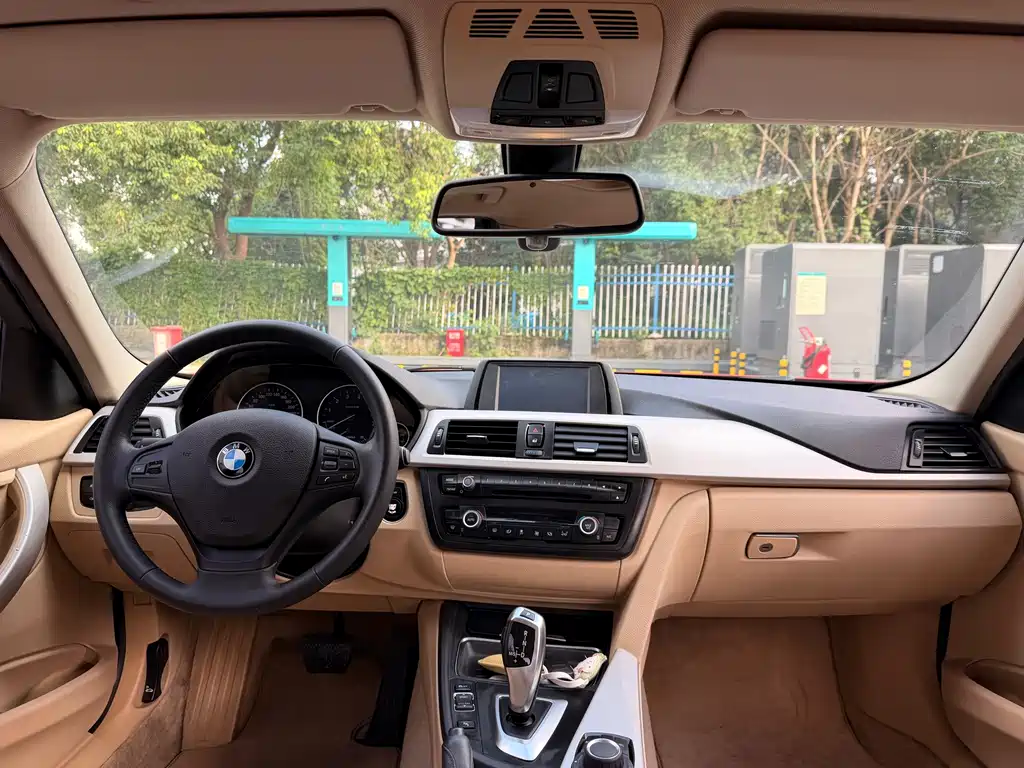 BMW 3 Series — миниатюра 5