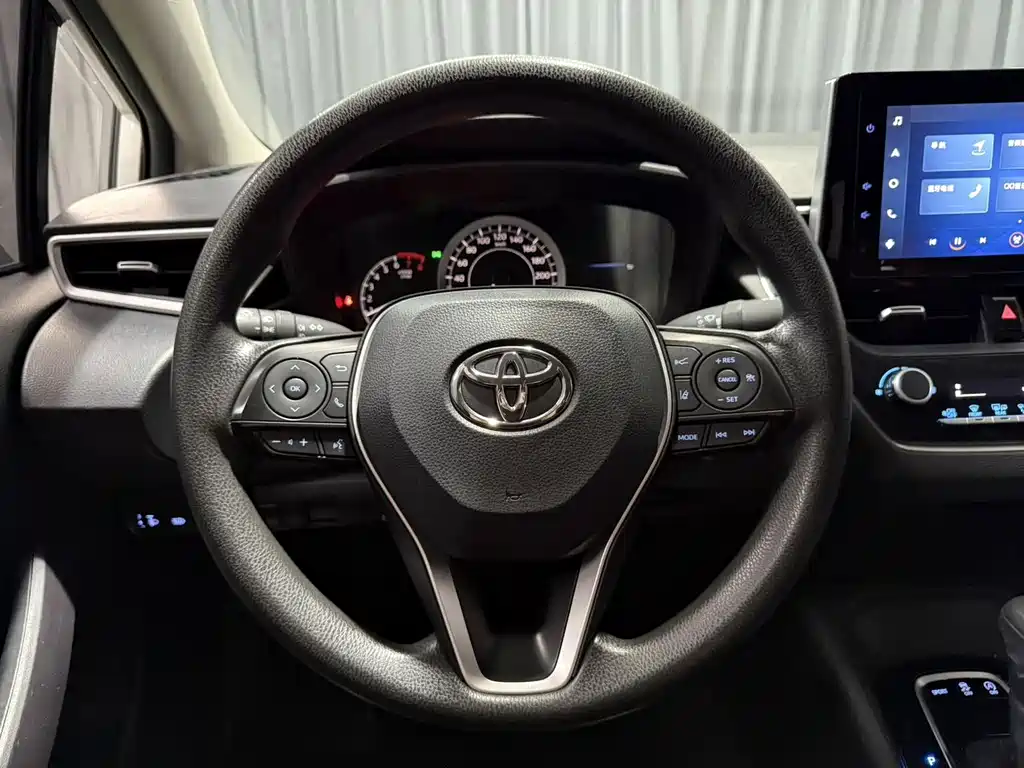 Toyota Corolla — миниатюра 15