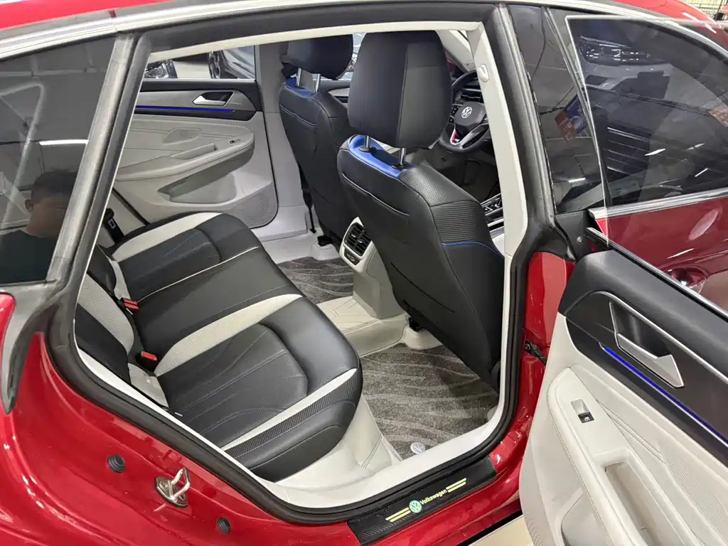 Volkswagen Lamando — миниатюра 15