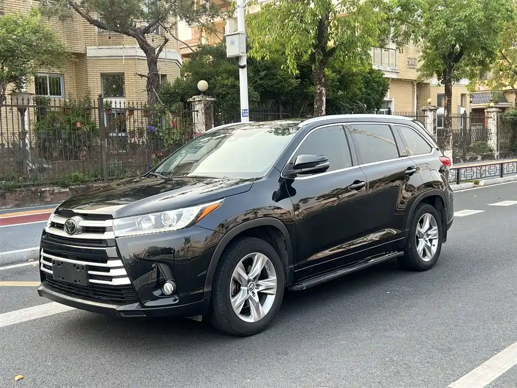 Toyota Highlander 2018 2.0T 4WD Luxury Edition 7 seats China V