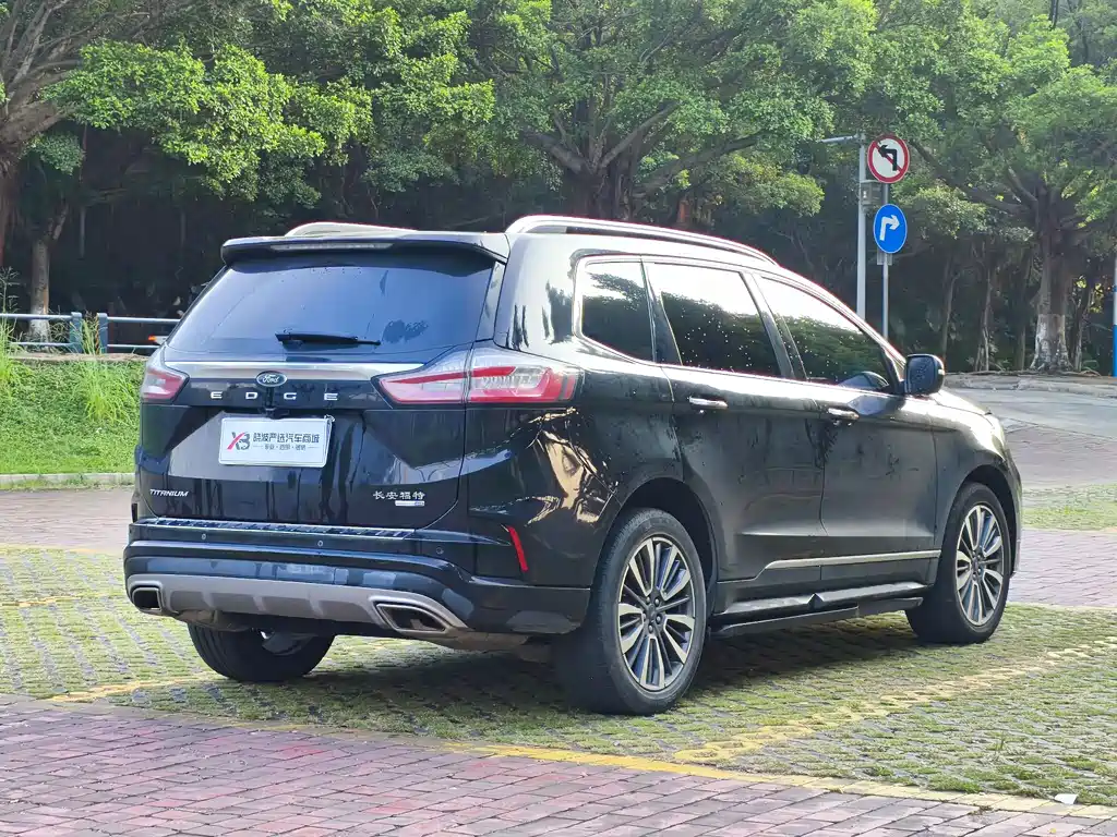 Ford Edge — миниатюра 3