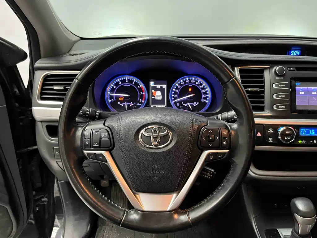 Toyota Highlander — миниатюра 8