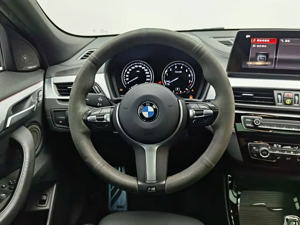 BMW X2 — миниатюра 11