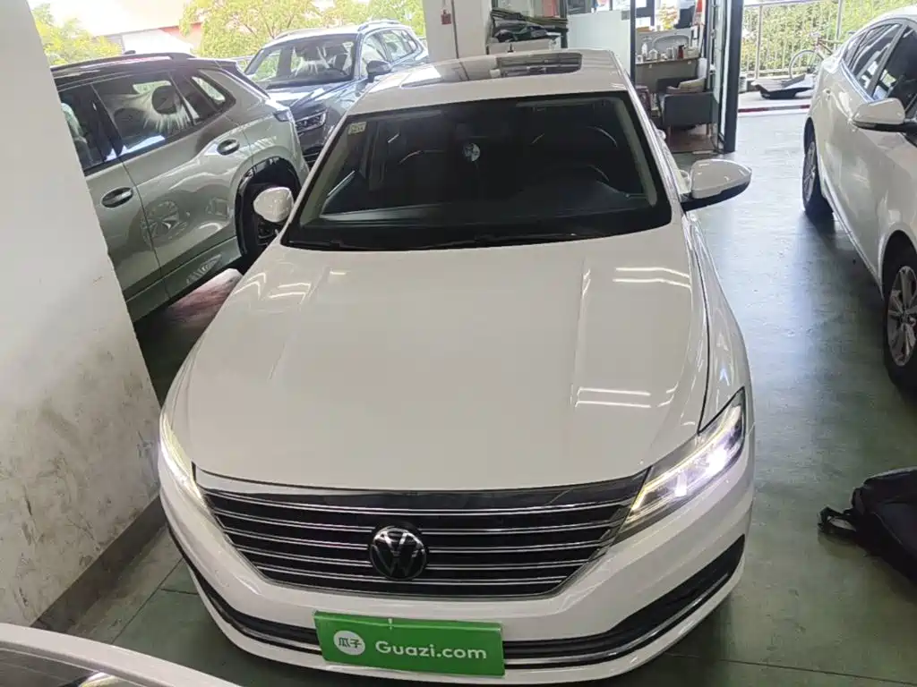 Volkswagen Lavida — миниатюра 3