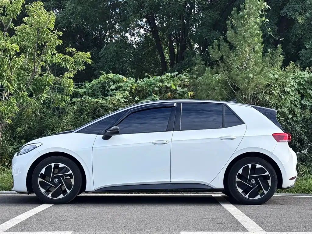 Volkswagen ID.3 — миниатюра 4