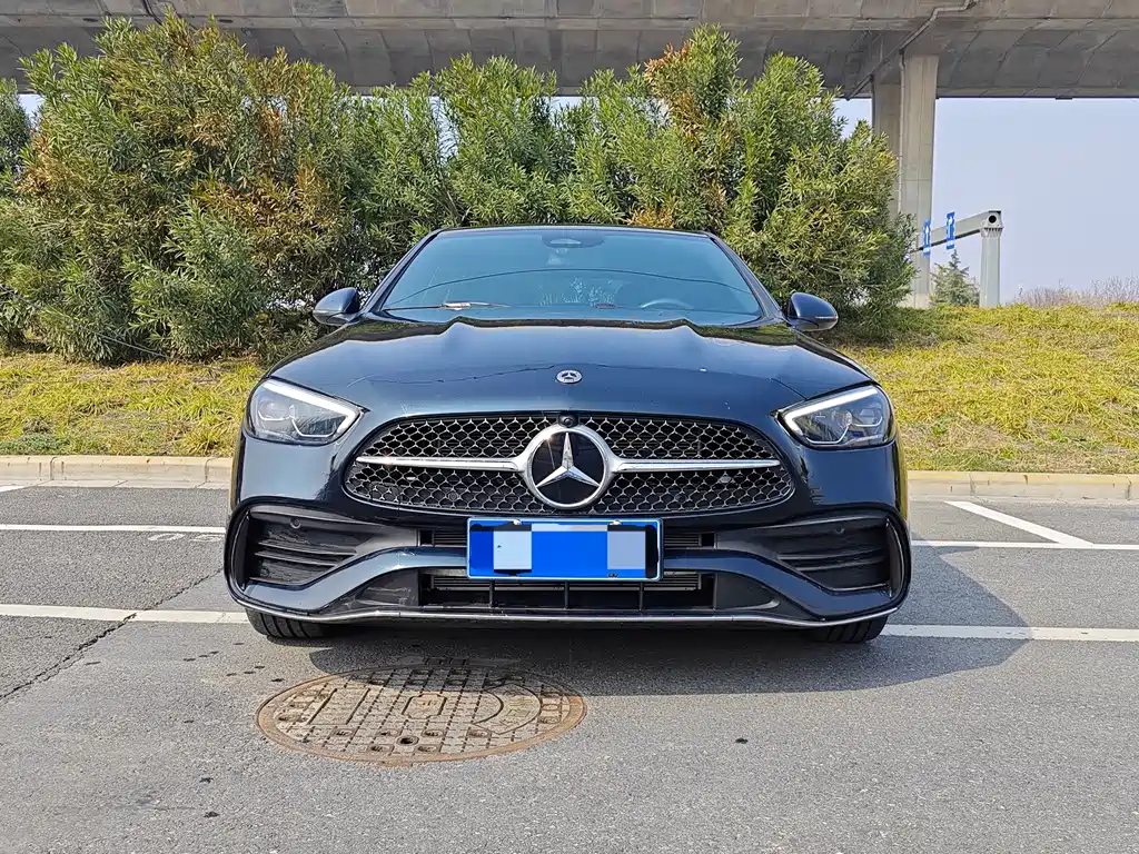Mercedes-Benz C-Class — миниатюра 2