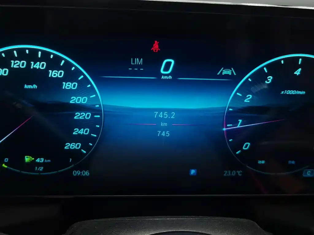 Mercedes-Benz GLC 2025 GLC 300 L 4MATIC 5 мест