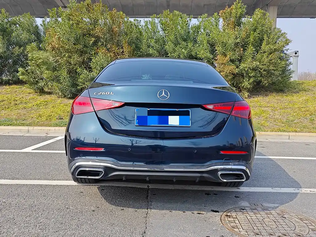 Mercedes-Benz C-Class — миниатюра 8