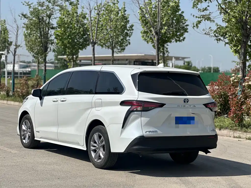 Toyota Sienna 2024 2.5L Comfort