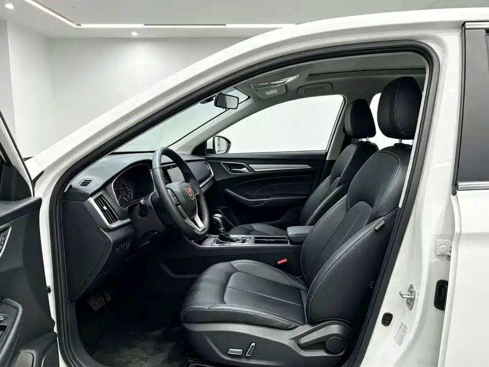 Roewe i6 Classic — миниатюра 5