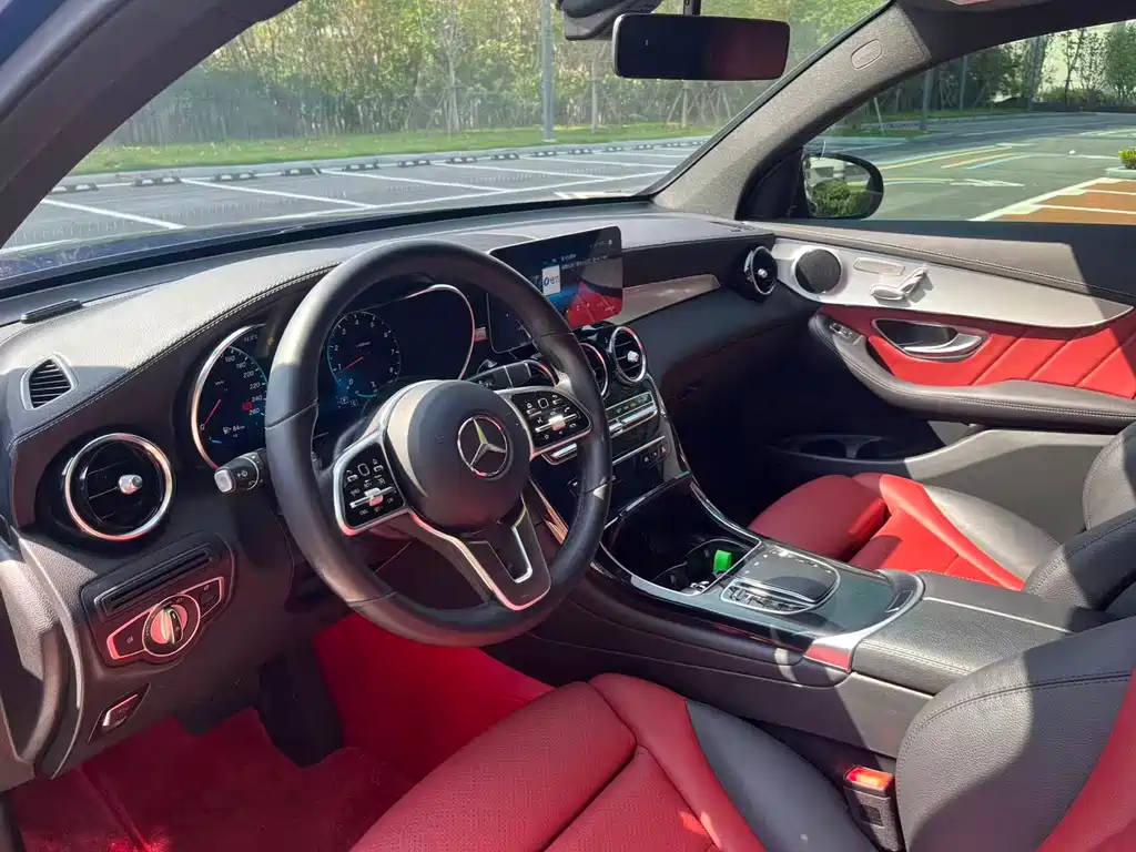 Mercedes-Benz GLC 2021 GLC 260 4MATIC SUV