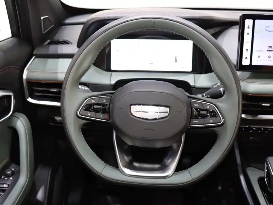 Geely Haoyue L — миниатюра 16