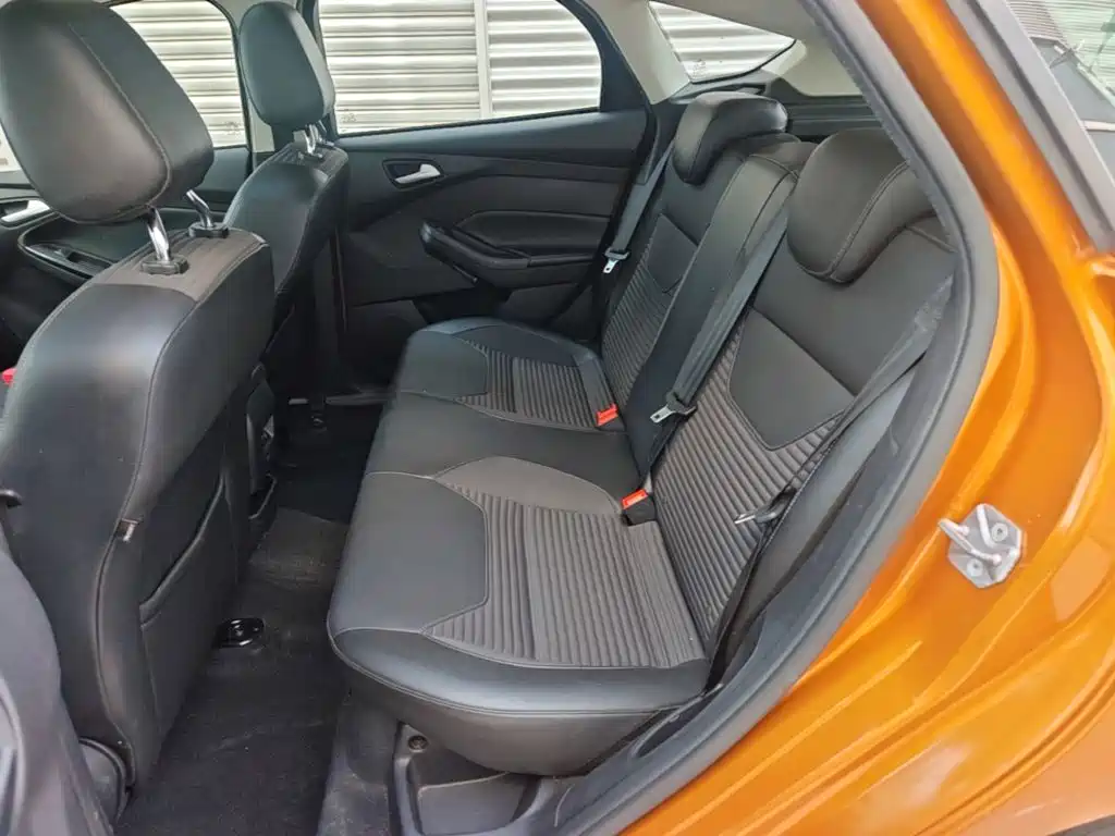 Ford Focus — миниатюра 17