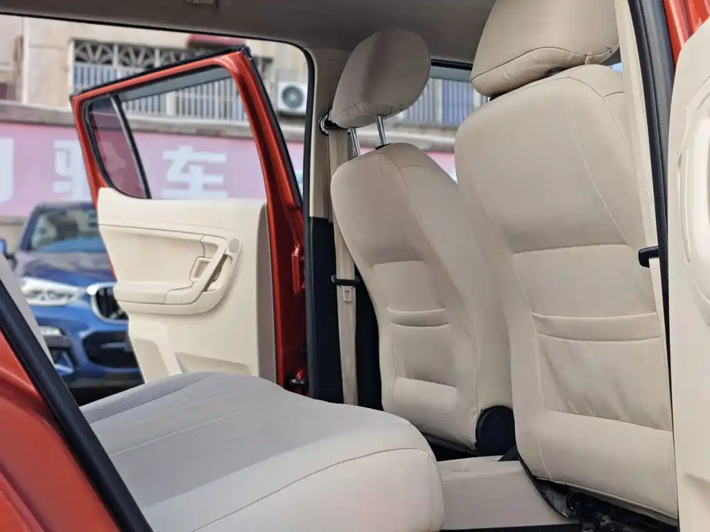 Skoda Fabia — миниатюра 15