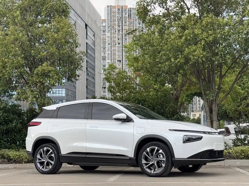 XPeng G3 — миниатюра 16