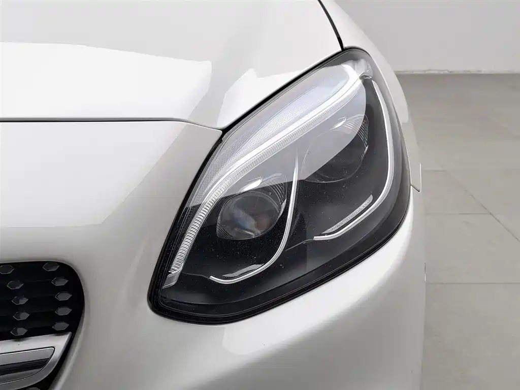 Mercedes-Benz SLC 2016 SLC 200 Fashion