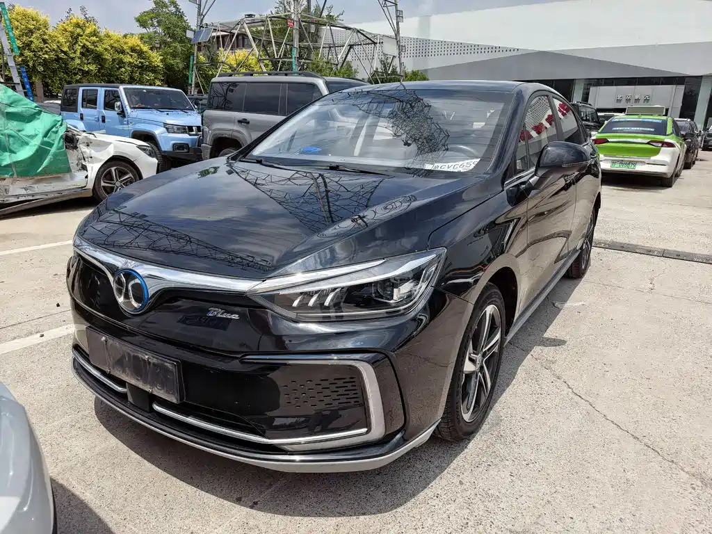 BAIC Beijing EU5 2018 R500 Smart Wind Edition