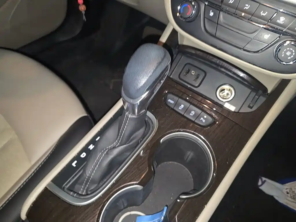 Buick Verano — миниатюра 14
