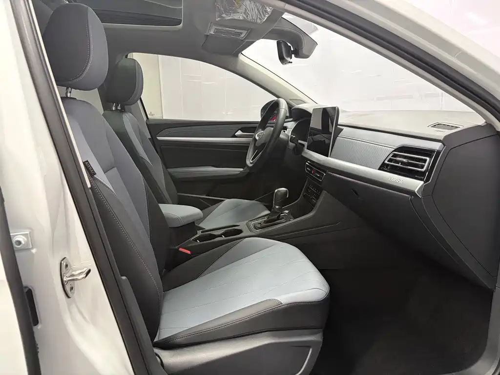 Volkswagen Lavida — миниатюра 14