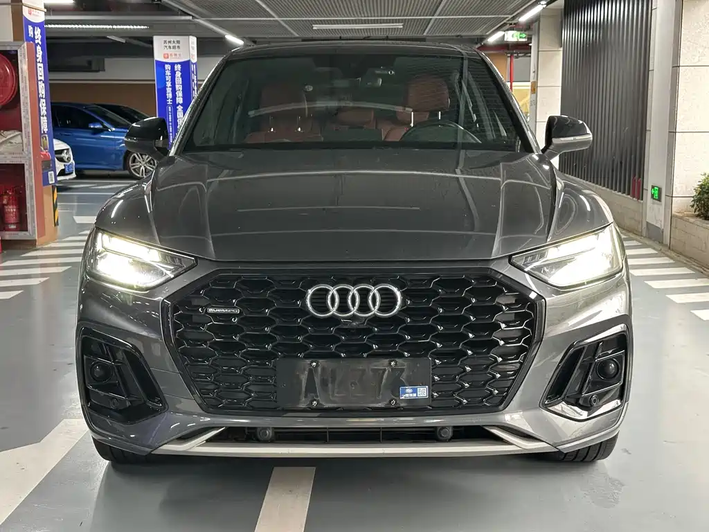 Audi Q5L Sportback — миниатюра 2