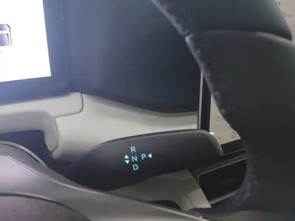 BYD Yuan UP — миниатюра 14