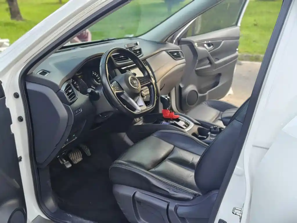 Nissan X-Trail — миниатюра 9