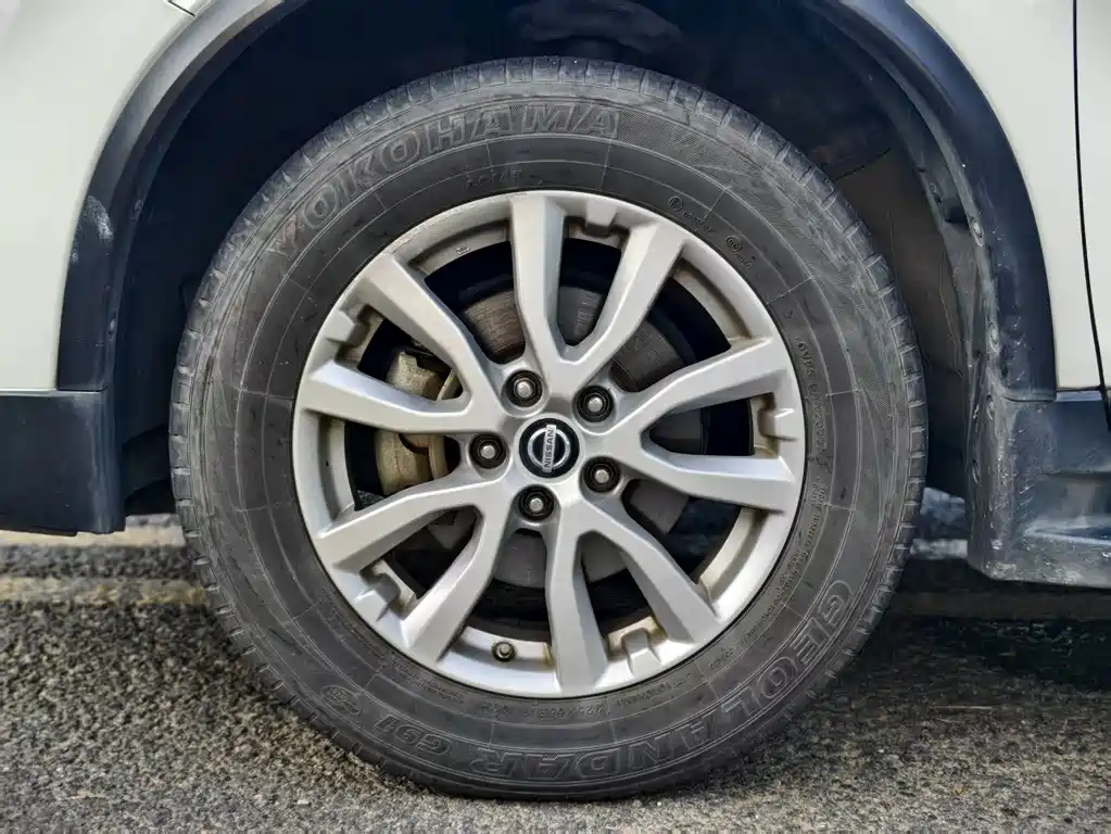Nissan X-Trail — миниатюра 15